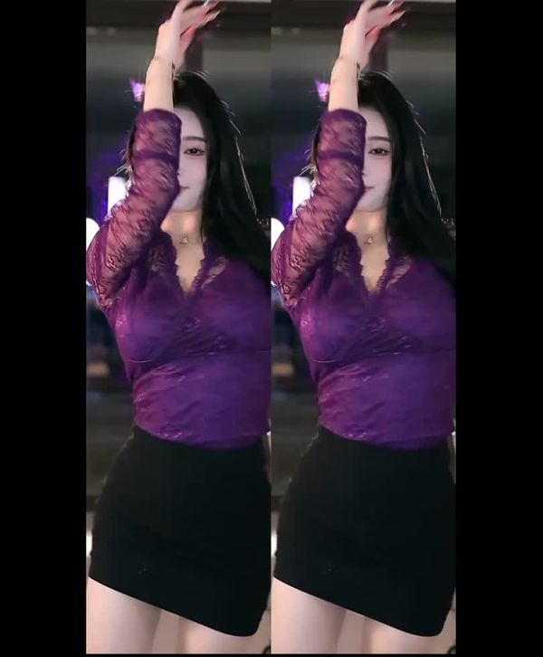 241030兔贴贴 (4)