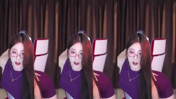 241111虎牙苏樱 (1)