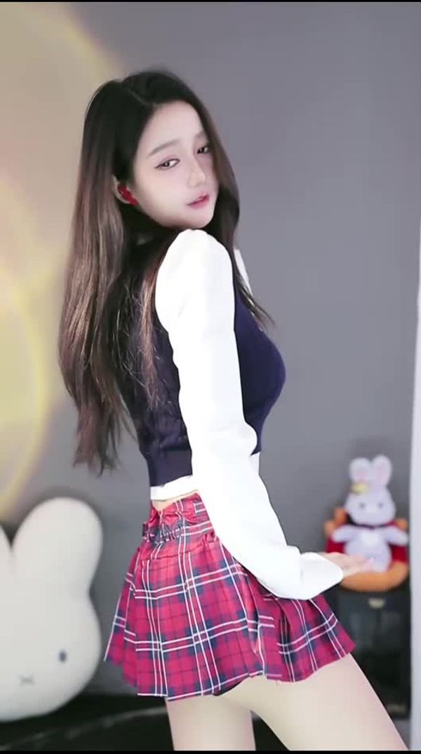 241117抖音允恩 (2)