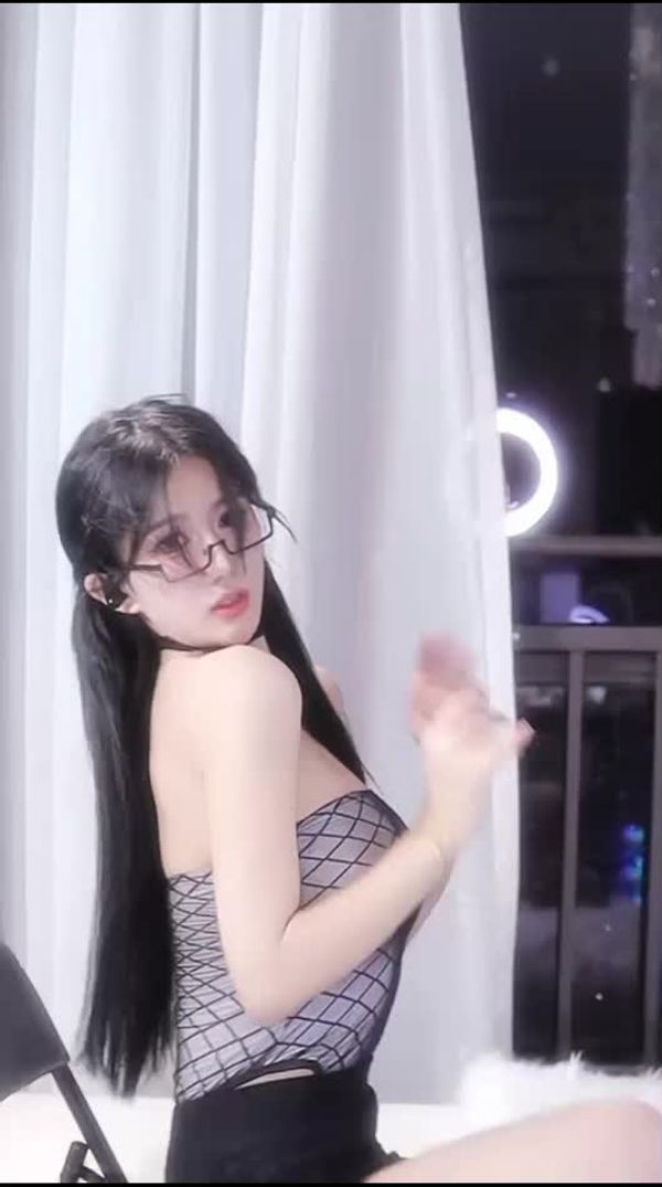 241121YY小嫣然 (2)