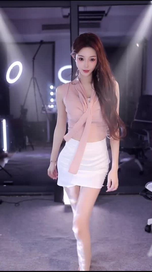 241125抖音万万 (2)