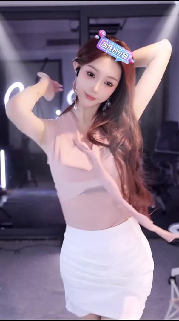 241125抖音万万 (7)