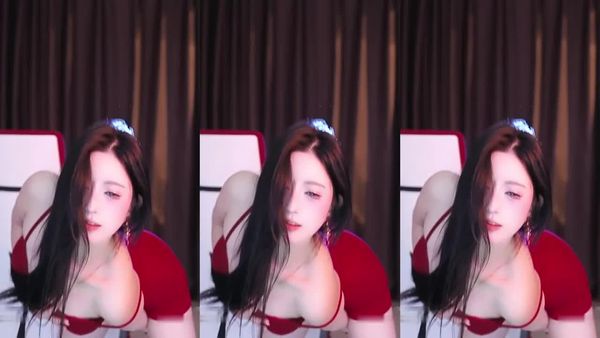 241204虎牙苏樱 (7)