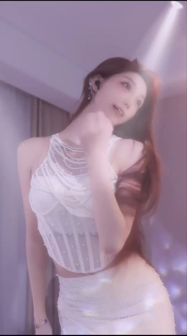 241208抖音万万 (1)