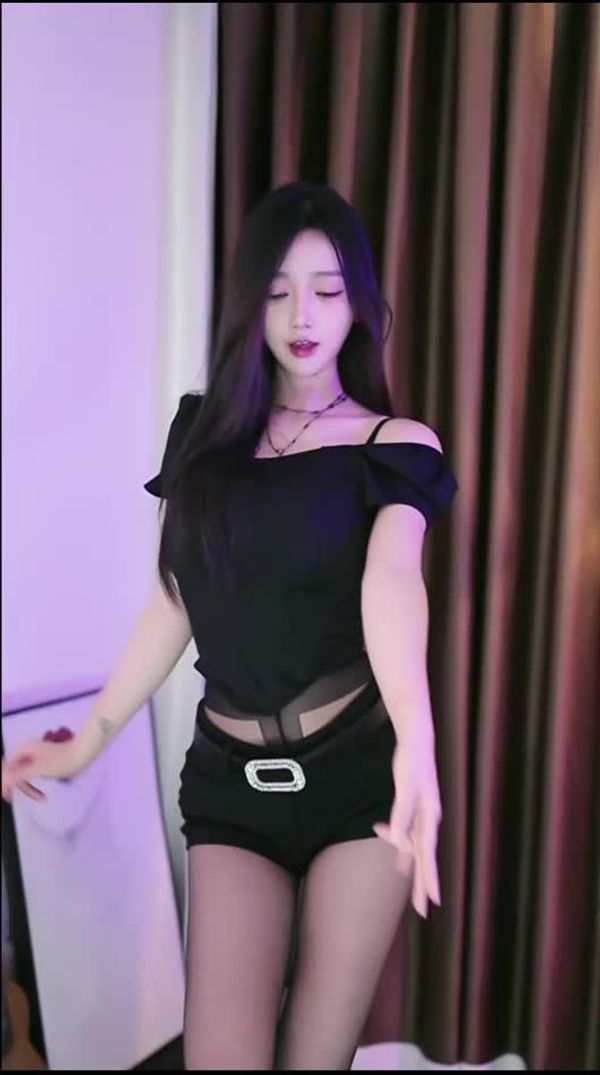 241213抖音允恩 (2)
