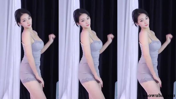 250102虎牙柳清清 (4)