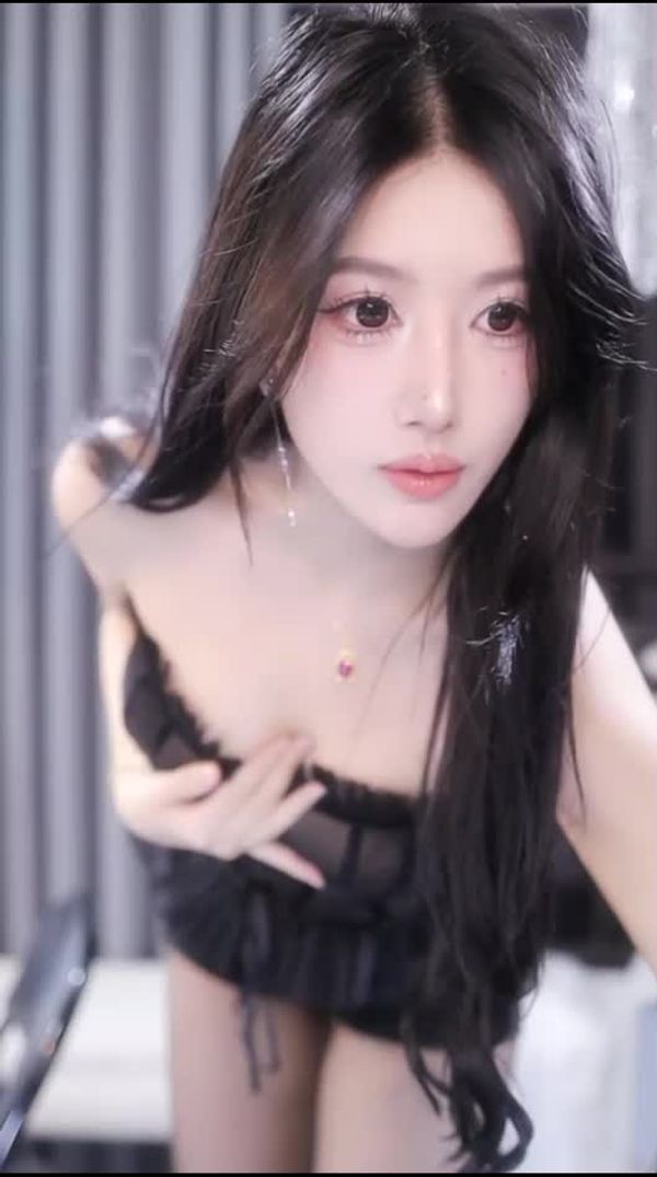 250103YY小嫣然 (6)