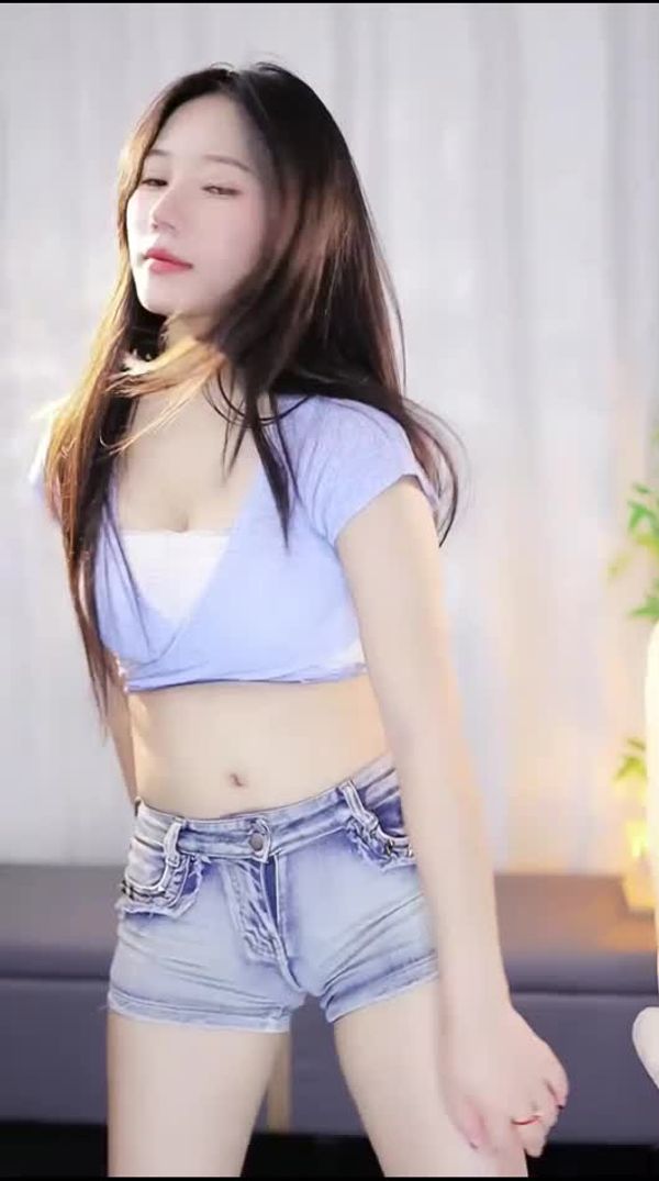 250103YY胖婷儿 (2)