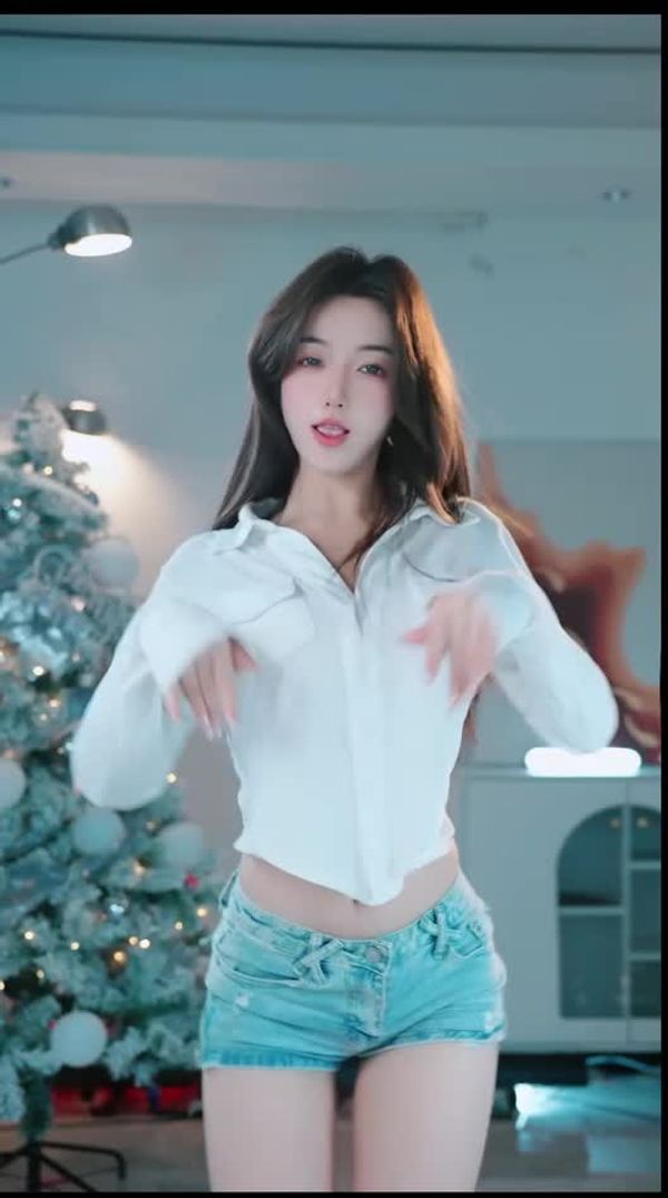 250102抖音珊珊 (4)