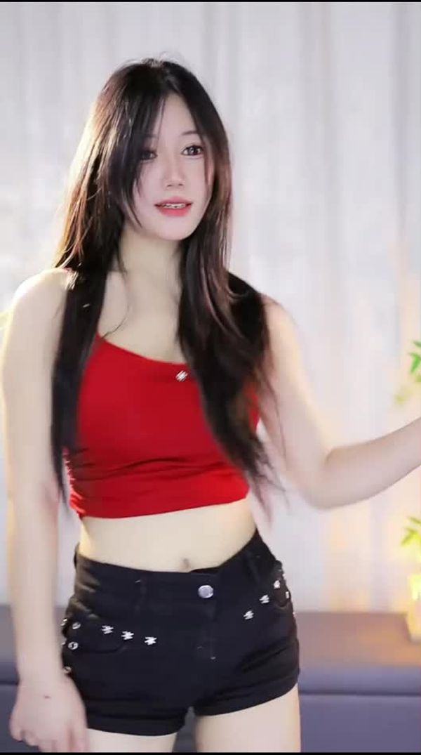 250107YY胖婷儿