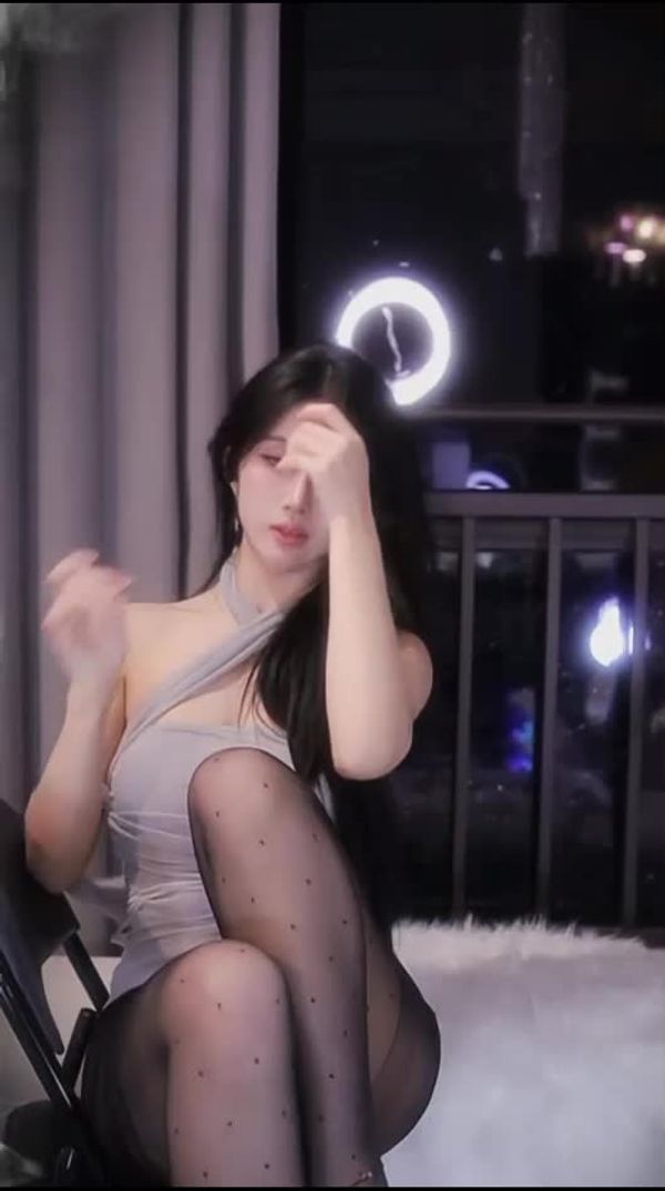 250110YY小嫣然 (4)