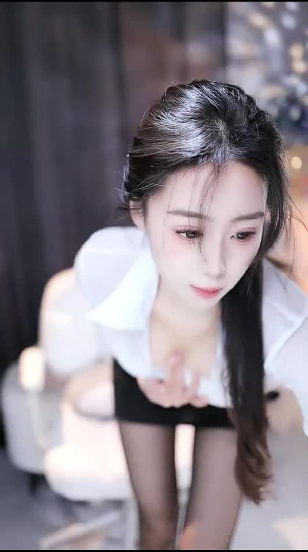 250116YY小艺 (1)