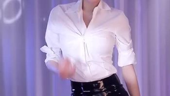 250201抖音万万 (1)