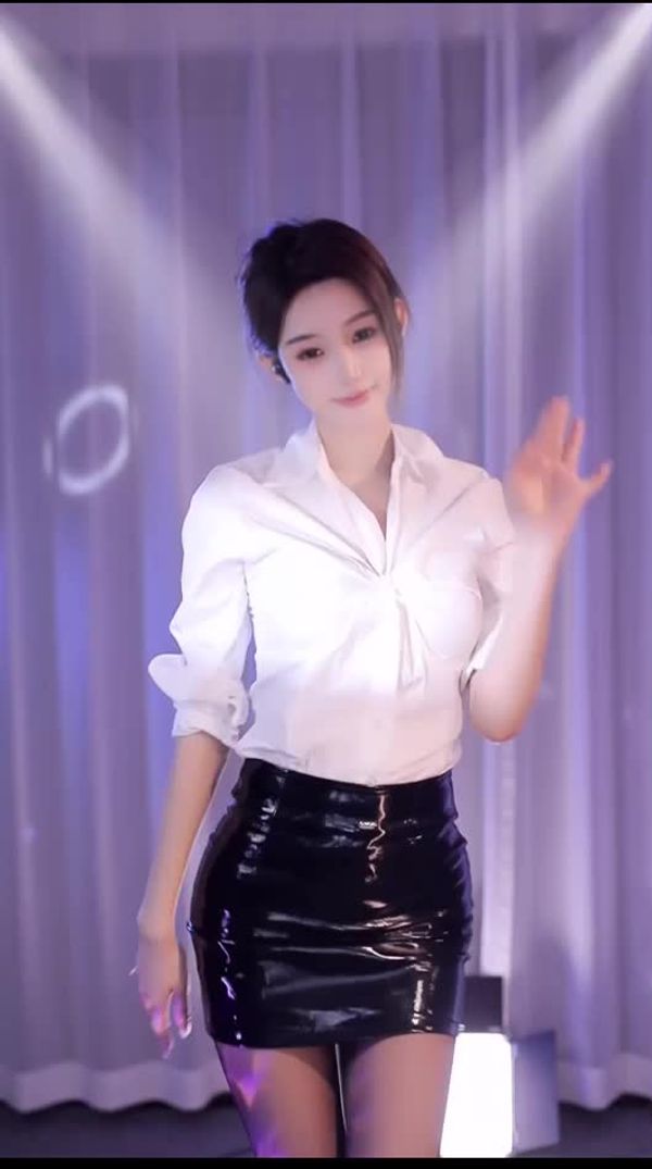 250201抖音万万 (4)