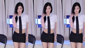 250205虎牙小奶糕 (4)