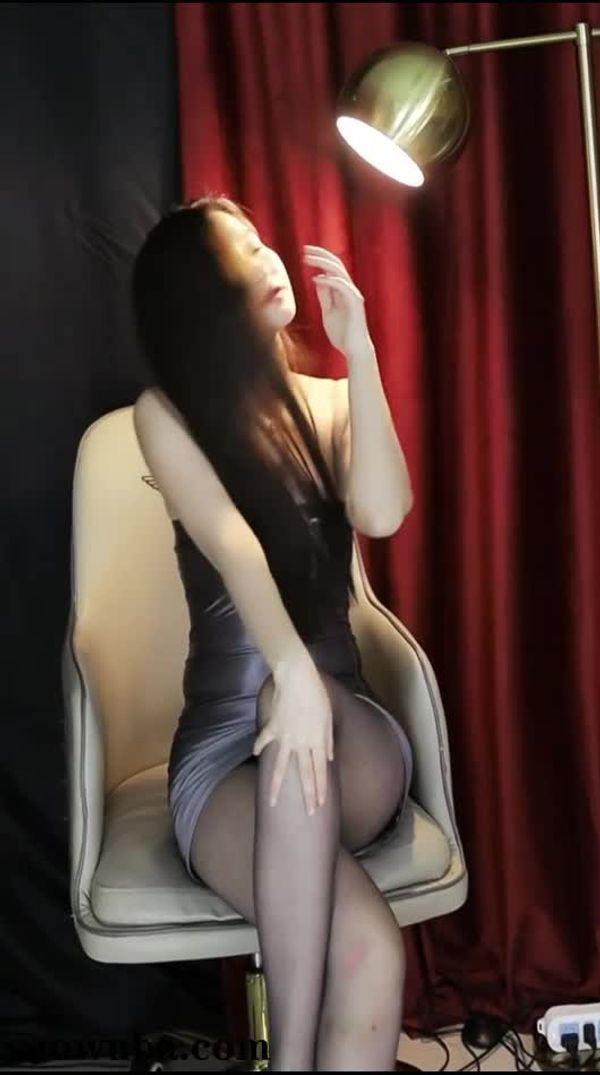 250210YY紫涵 (1)