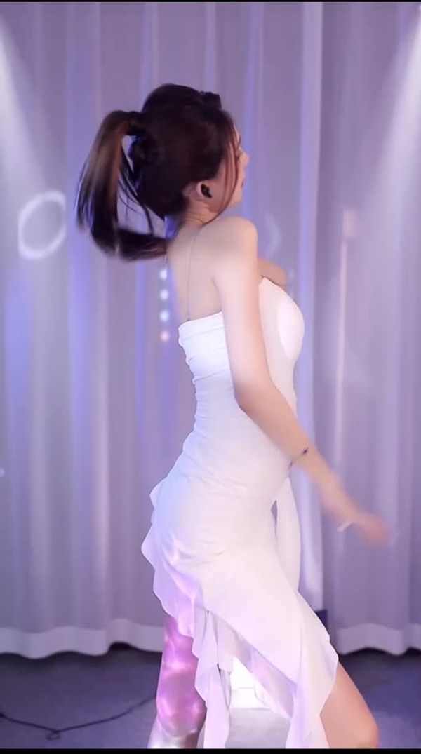 250214抖音万万 (1)