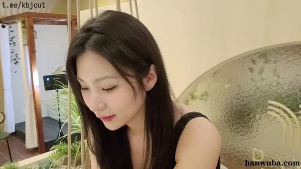 250318-zhuvely95 (1)