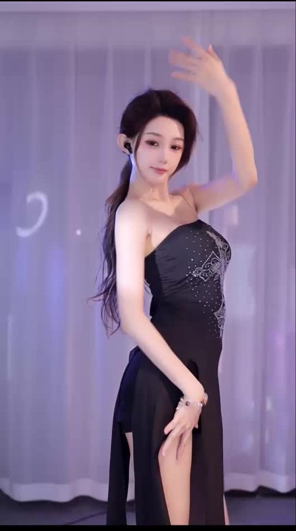 250314抖音万万 (1)