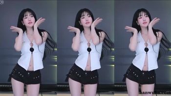 250522诗妍 (4)