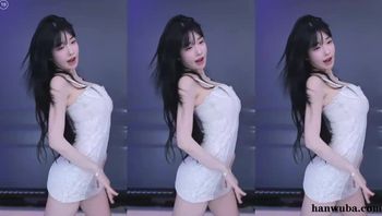 250531诗妍 (8)