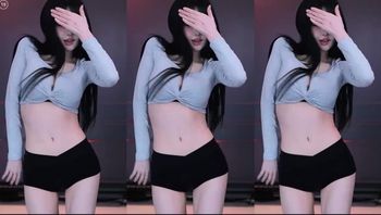 250614诗妍 (10)