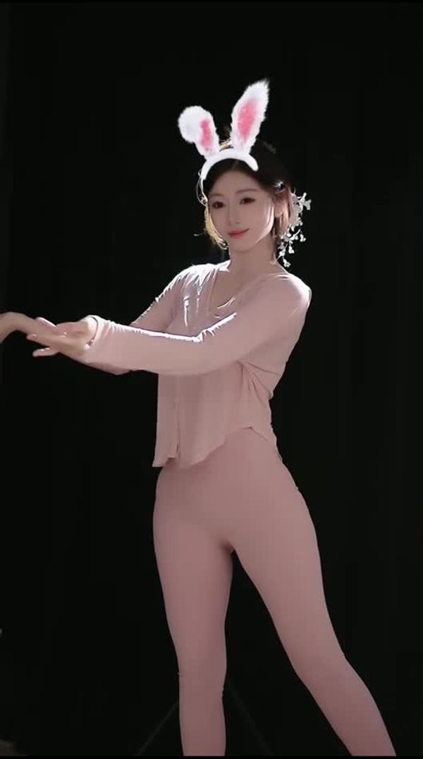 250609抖音倪小妮 (4)