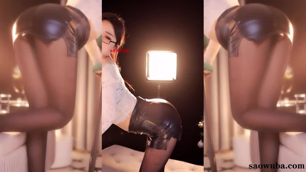 250615网易CC小燃燃皮裙皮裤群定制