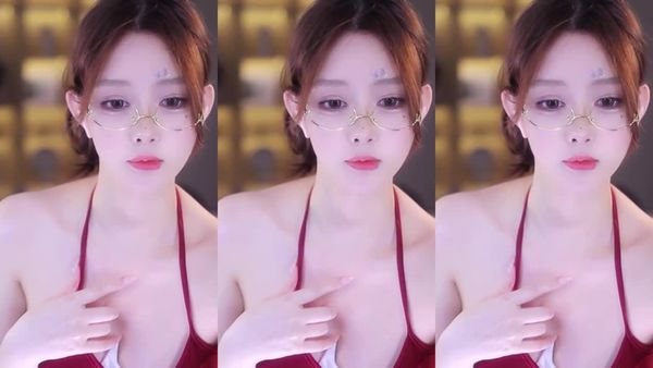 250618虎牙小辛也 (5)