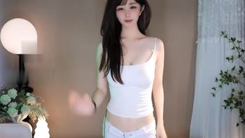 250724六房维维 (3)