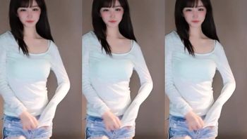 250725六房维维 (3)