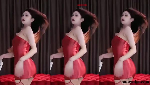 250818虎牙长腿兮兮定制 (5)