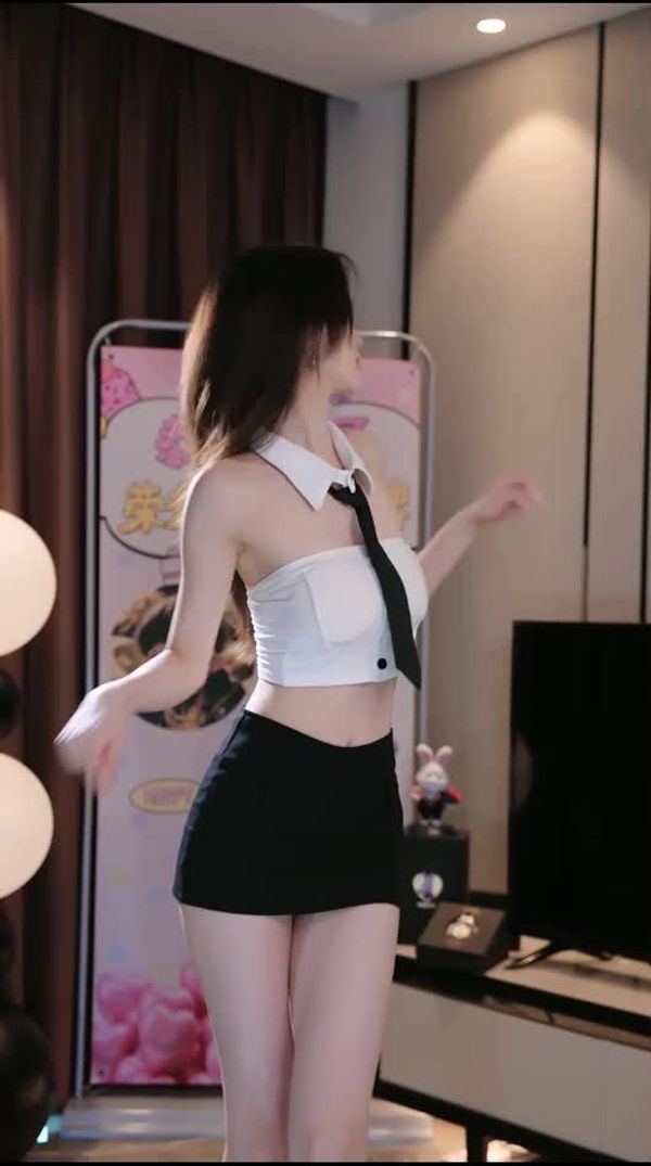 250729抖音姜莱 (2)