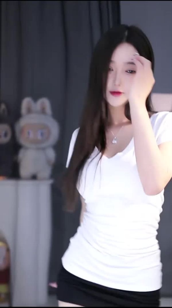 250804抖音允恩 (4)