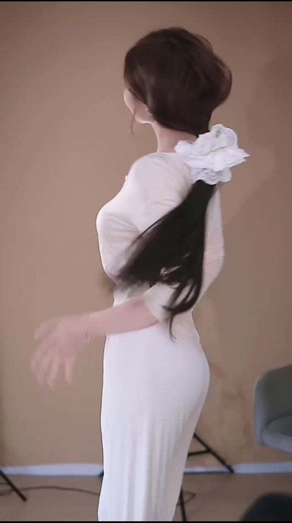 250824抖音倪小妮 (2)