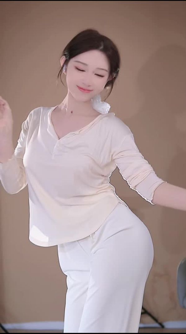 250824抖音倪小妮 (1)