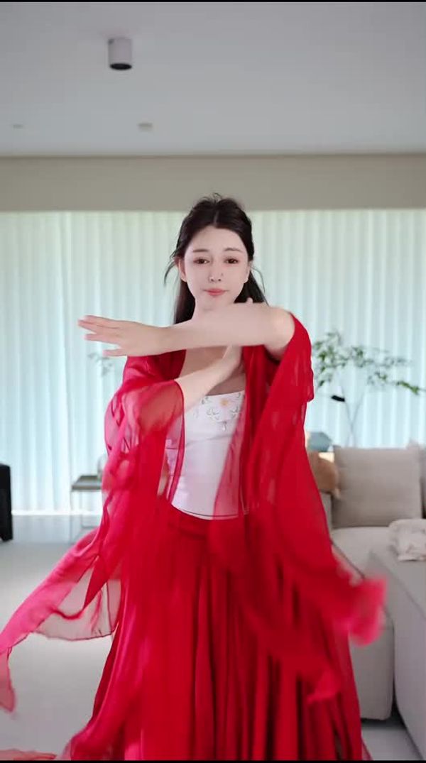 250824抖音小狮子 (5)