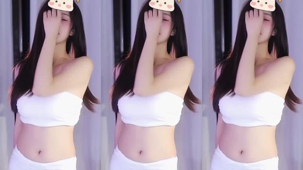 250824虎牙小奶糕 (1)