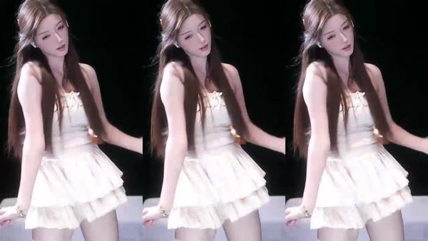 250826虎牙凌菲 (2)