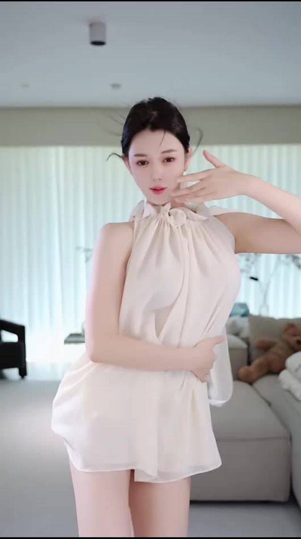 250830抖音小狮子 (1)