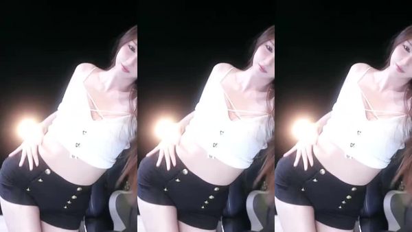 250827虎牙凌菲 (1)